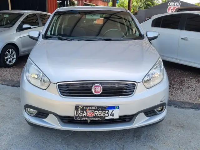 Carro Fiat Grand Siena 2017 Essence 1.6 16V (Flex)