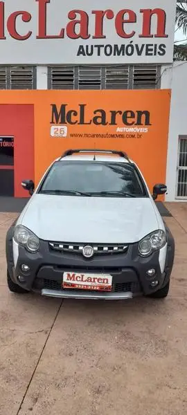 Fiat Strada Adventure 1.8 16V (Flex) (Cabine Estendida)