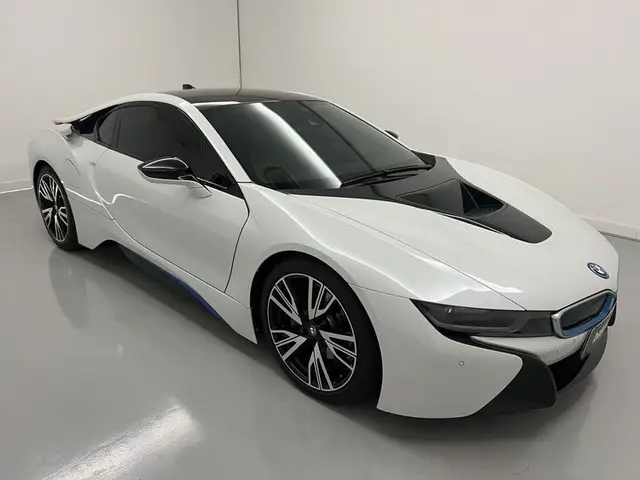 Carro BMW i8 2016 1.5 Hybrid