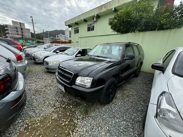 Carro Chevrolet Blazer 2001 STD 4x2 2.4 MPFi