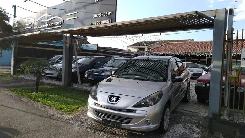 Peugeot 207 SW XR 1.4 8V (flex)