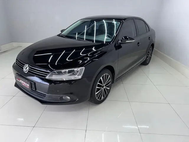 Carro Volkswagen Jetta 2012 2.0 Comfortline Tiptronic (Flex)