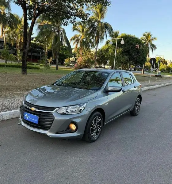 Carro Chevrolet Onix 2024 LT 1.0