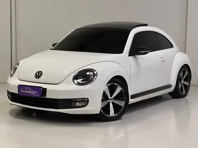 Carro Volkswagen Fusca 2013 2.0 TSi Sport DSG