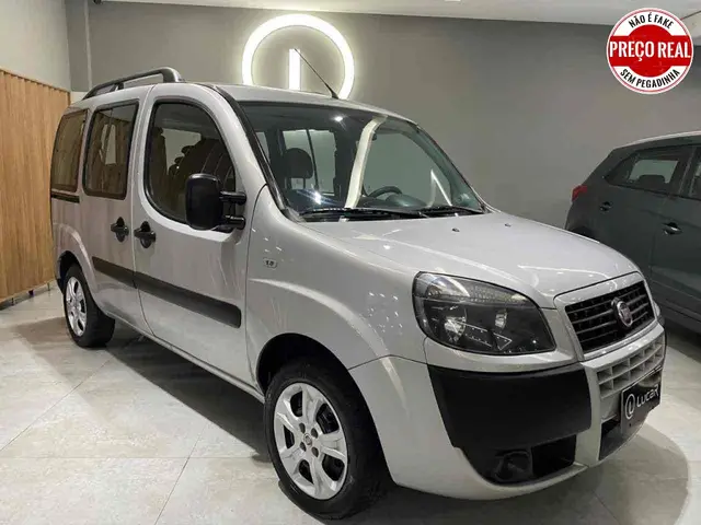 Carro Fiat Doblò 2021 Essence 1.8 16V (Flex)