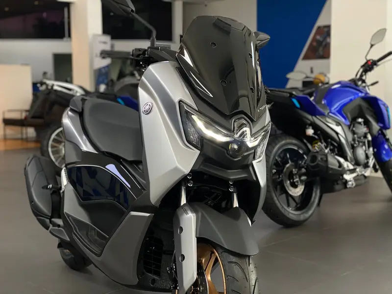 Yamaha NMax Connected 160
