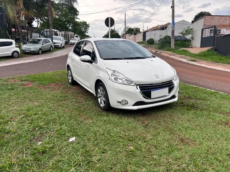 Peugeot Active Pack 1.5 8V (Flex)