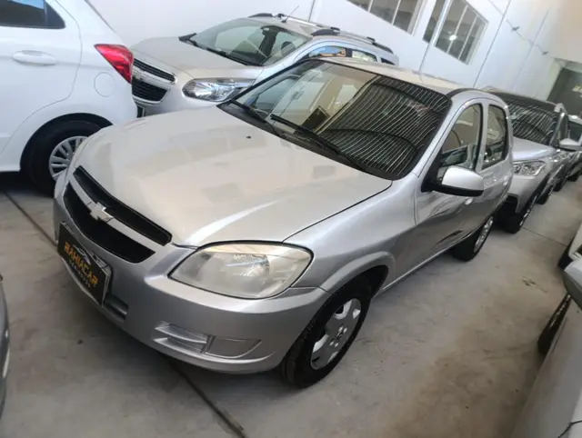 Carro Chevrolet Celta 2013 LT 1.0 (Flex)