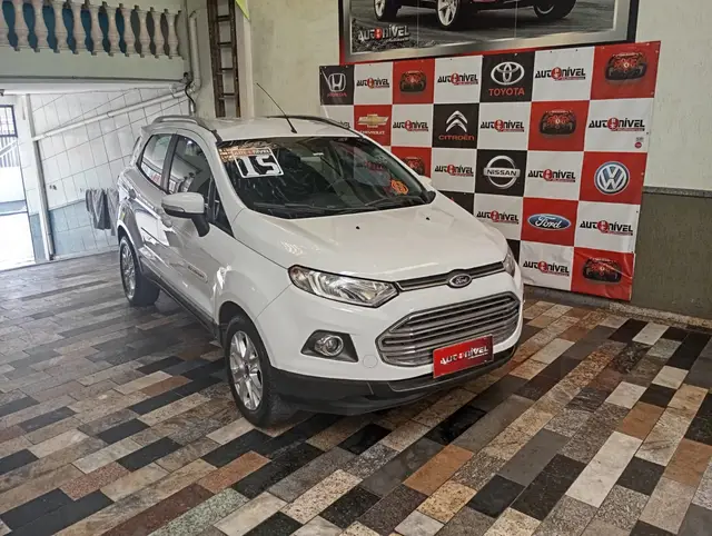 Carro Ford EcoSport 2015 Ecosport Titanium 2.0 16V Powershift (Flex)