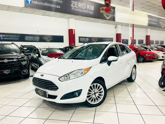 Carro Ford Fiesta Hatch 2014 SE Rocam 1.6 (Flex)