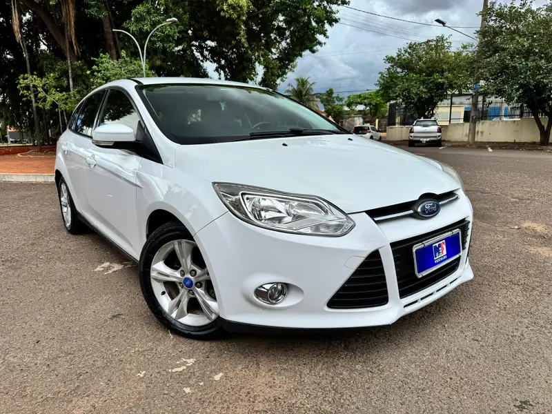 Ford Focus Hatch SE 1.6 16V TiVCT PowerShift