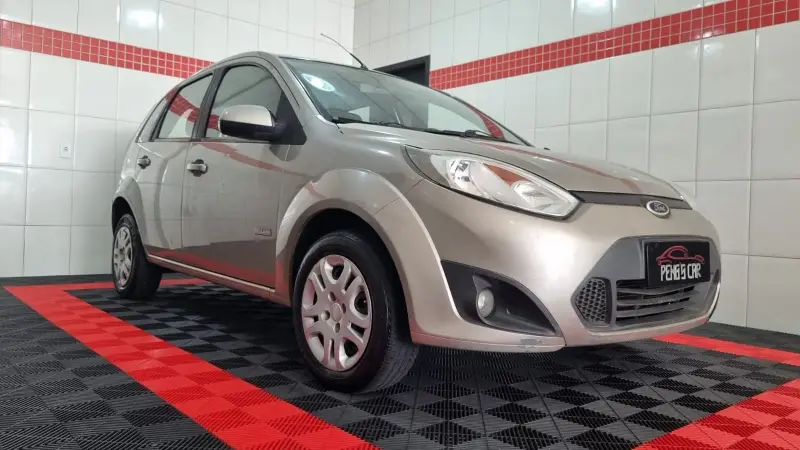 Ford Fiesta Hatch 1.6 (Flex)