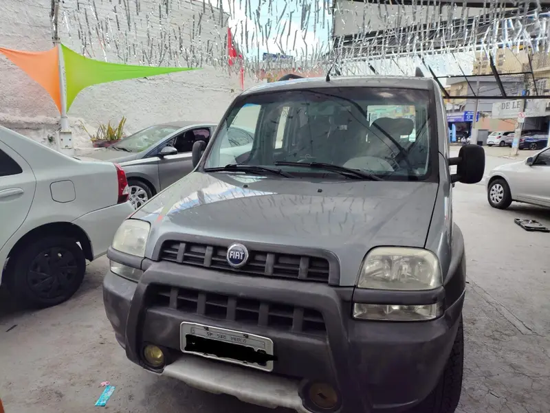 Fiat Doblò Adventure 1.8 8V (Flex)
