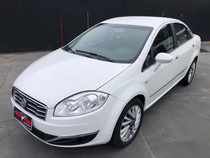 Fiat Linea Absolute 1.8 16V Dualogic (Flex)