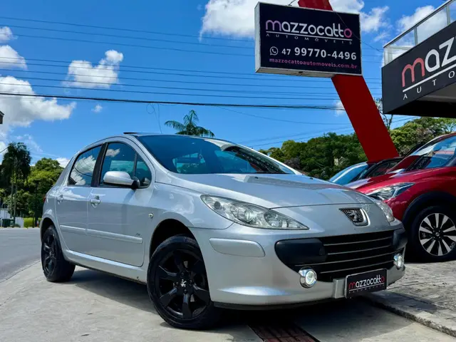 Carro Peugeot 307 2010 Hatch. Presence 1.6 16V (flex)
