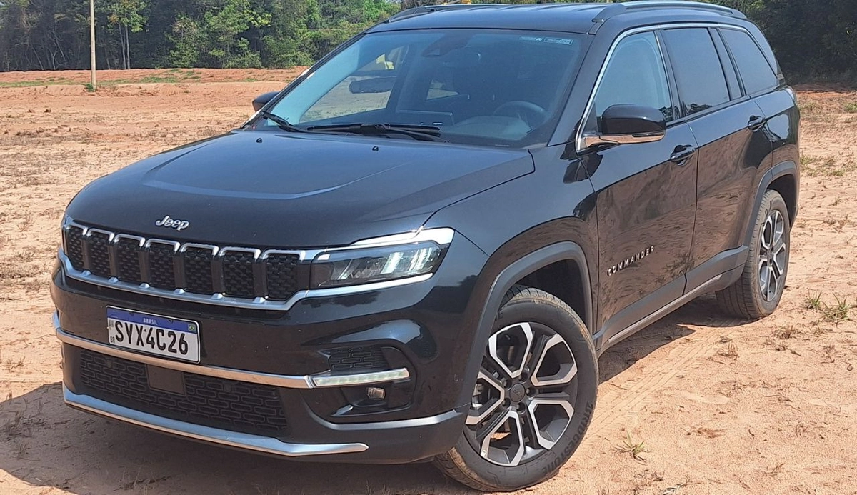 Configuração de entrada do SUV de 7 lugares é bem equipada, mas só peca em um fator
