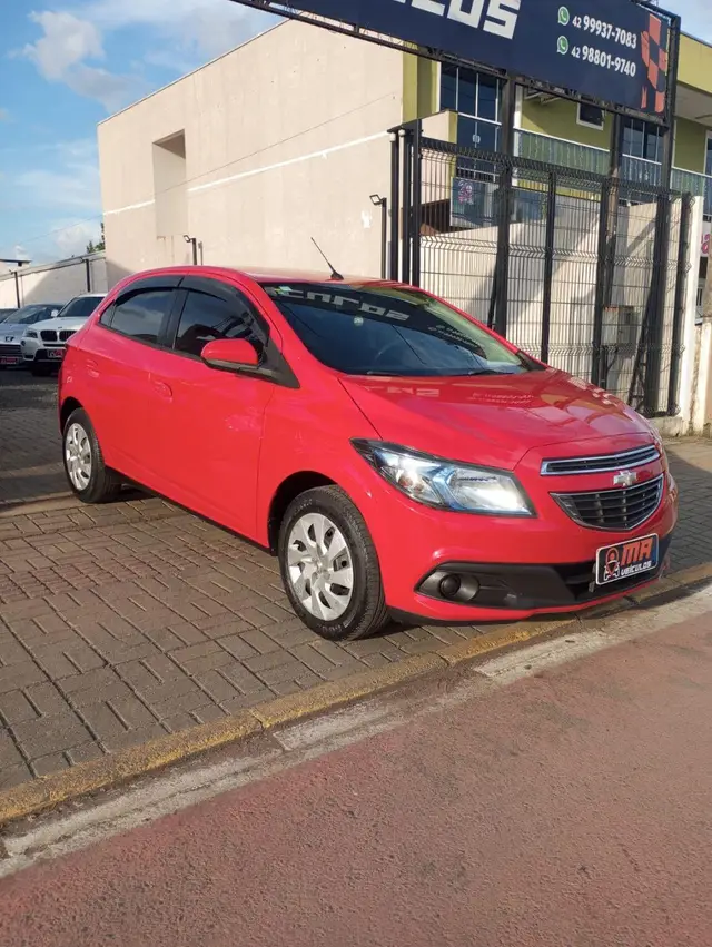 Carro Chevrolet Onix 2015 1.4 LT SPE/4