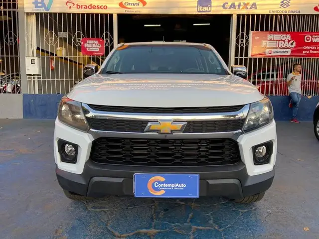 Carro Chevrolet S10 Cabine Dupla 2021 S10 2.8 CTDI LS 4WD (Cabine Dupla)