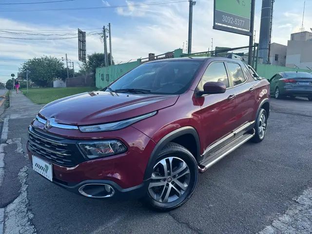 Carro Fiat Toro 2017 Freedom 2.4 TigerShark AT9 (Flex)