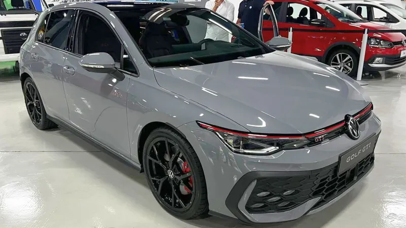 Novo VW Golf GTI: como é o esportivo que vem para o Brasil em 2025