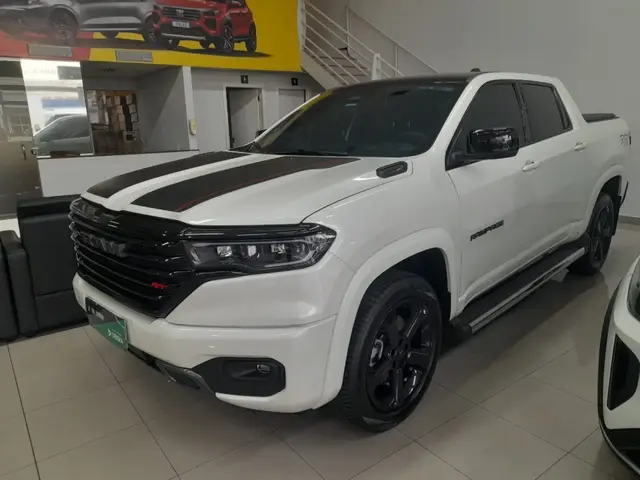 Carro RAM Rampage 2024 R/T 2.0 Turbo