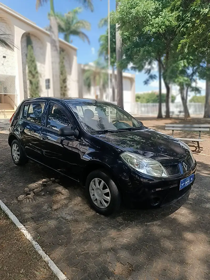 Renault Sandero Authentique 1.0 16V (flex)