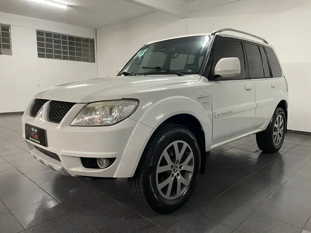 Carro Mitsubishi Pajero TR4 2014 2.0 16V 4X4 (Flex) (Aut)