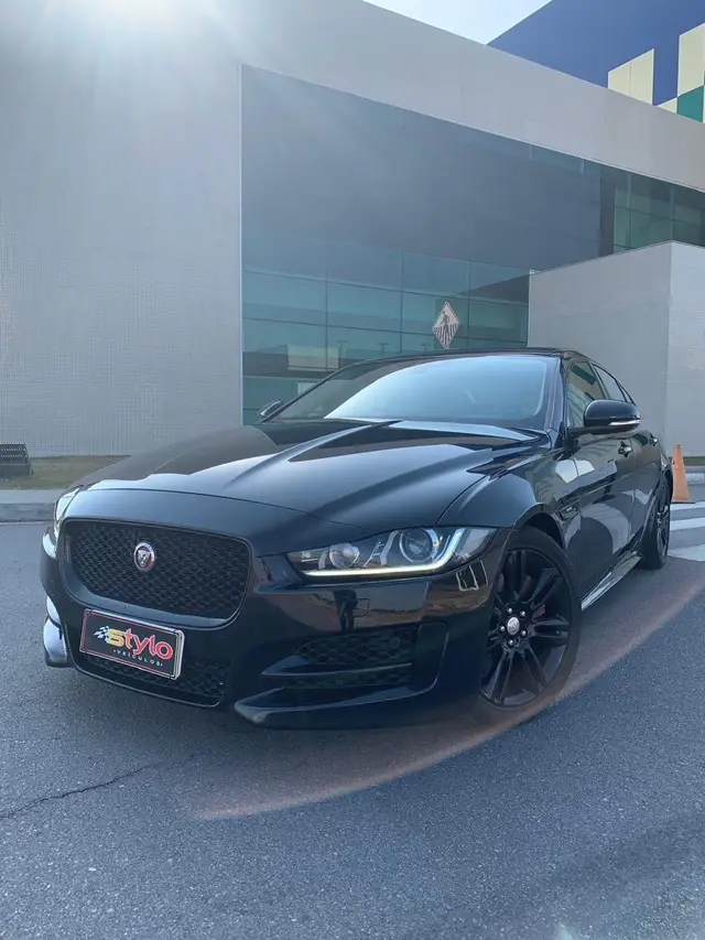 Carro Jaguar XE 2016 2.0 GTDI R-Sport