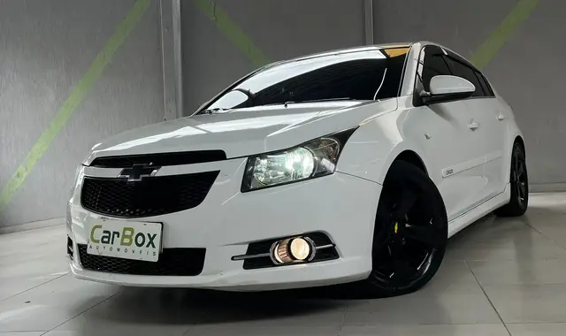 Carro Chevrolet Cruze Sport6 2012 LT 1.8 16V Ecotec (Flex)