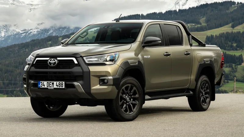 Nova Toyota Hilux: picape ficará mais forte e invocada até dezembro