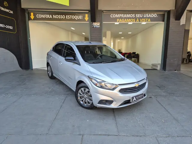 Carro Chevrolet Onix 2019 1.4 Advantage SPE/4 (Aut)