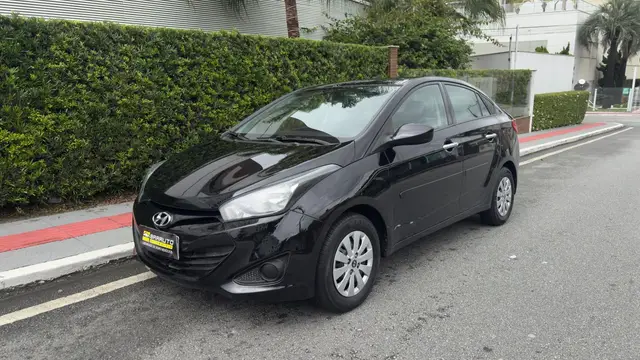 Carro Hyundai HB20S 2015 1.6 Comfort Plus (Flex)