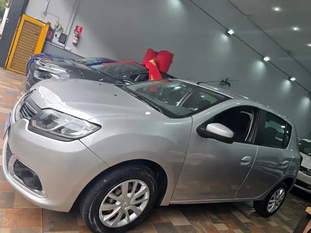 Carro Renault Sandero 2016 Dynamique 1.6 8V (Flex)