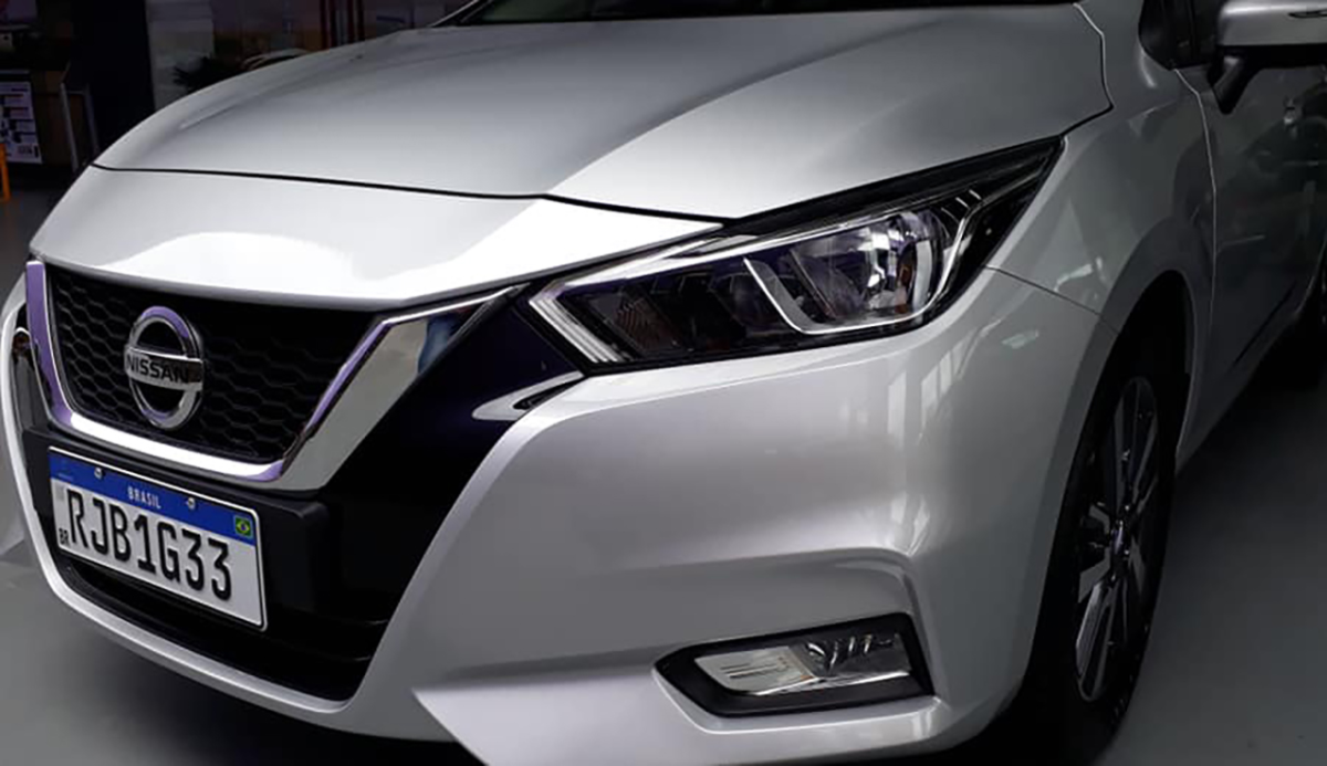 Nova geração do sedã compacto da Nissan estreia oficialmente na próxima quarta-feira (28) e terá pré-venda relâmpago
