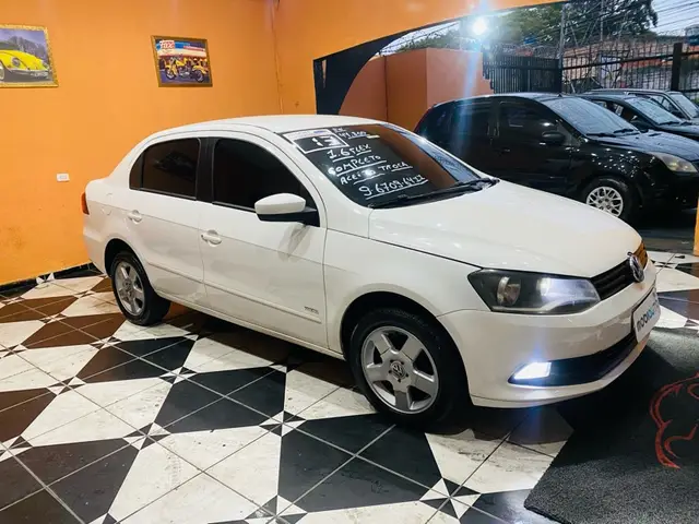 Carro Volkswagen Voyage 2013 1.6 VHT City (Flex)