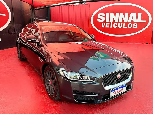 Carro Jaguar XE 2017 2.0 GTDI Pure