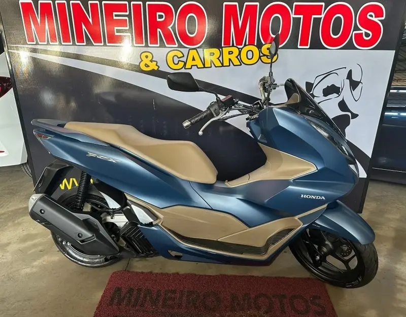 Honda PCX 160 DLX ABS