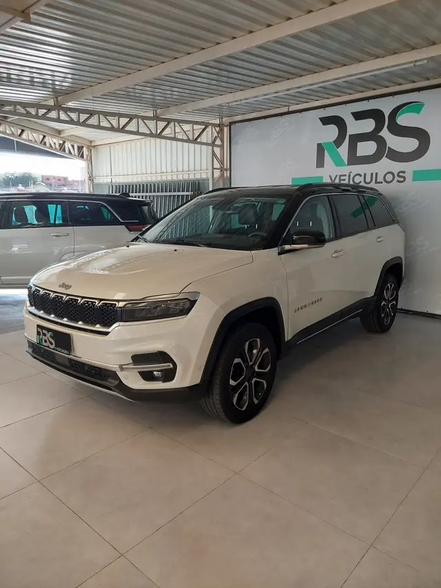 Carro Jeep Commander 2022 Limited TD380 Diesel 4x4 (Aut)