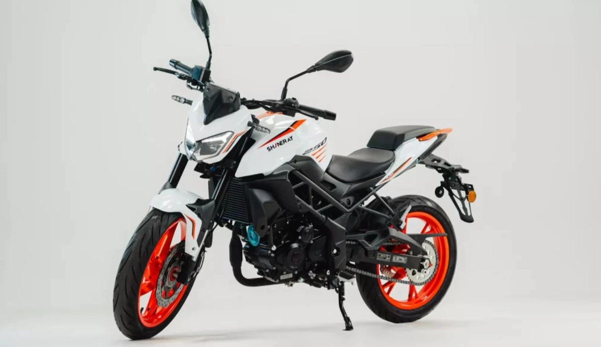 Novidades incluem uma opção naked, uma cruiser e duas custom, com direito a motor em V