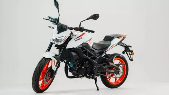 Novidades incluem uma opção naked, uma cruiser e duas custom, com direito a motor em V