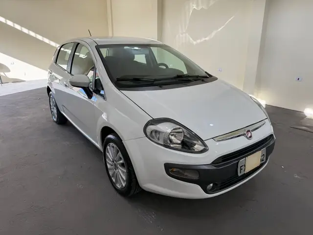 Carro Fiat Punto 2017 Essence 1.6 16V (Flex)
