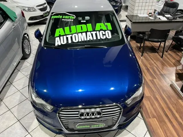 Carro Audi A1 2015 1.4 TFSI Sportback Attraction S Tronic