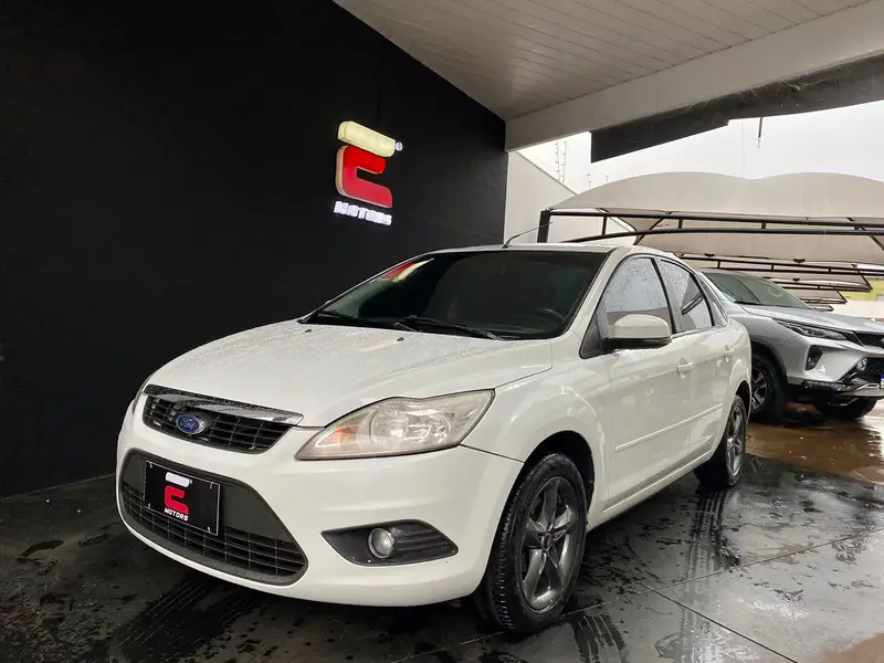 Ford Focus Sedan GLX 2.0 16V (Flex)
