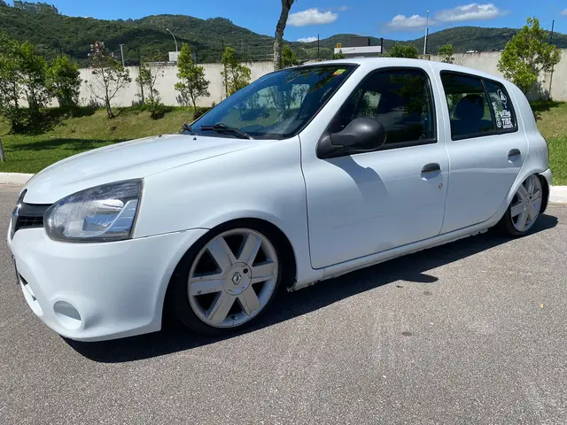 Carro Renault Clio 2014 Expression 1.0 16V (Flex)