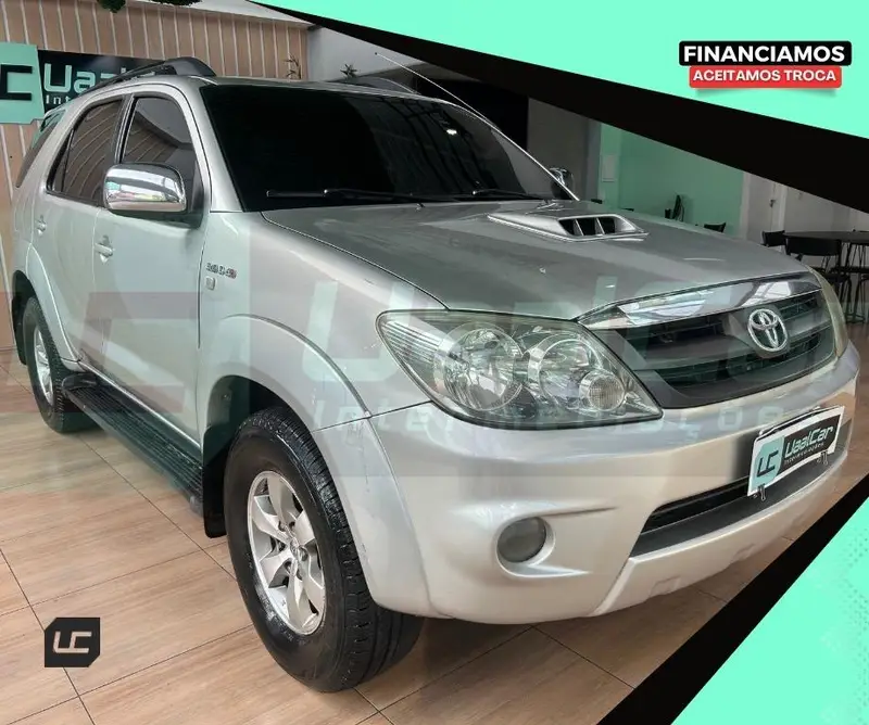 Toyota Hilux SW4 SRV 4x4 3.0 Turbo  (aut)
