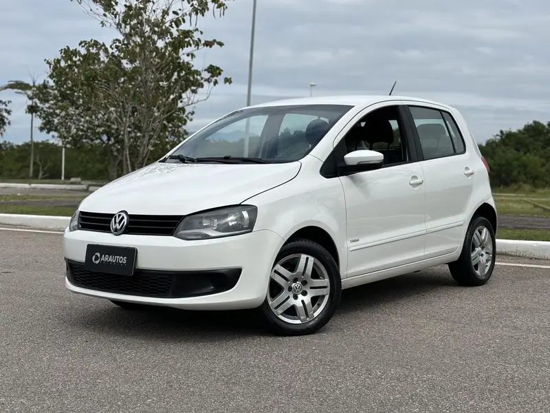 Volkswagen Fox 1.0 TEC (Flex) 4p