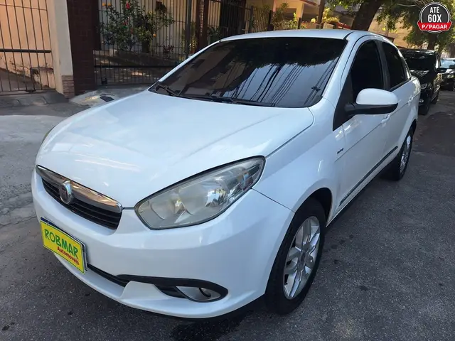 Carro Fiat Grand Siena 2018 1.6 E.torQ Dualogic (Flex)