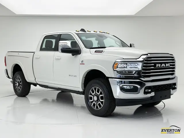 Carro RAM 3500 2024 Limited Longhorn 6.7 4x4