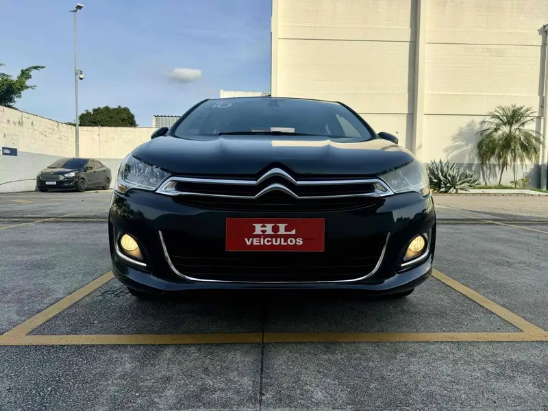 Citroën C4 Lounge Tendance 2.0 16V (Flex)