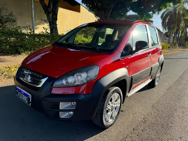 Carro Fiat Idea 2012 Adventure 1.8 16V E.TorQ (Flex)